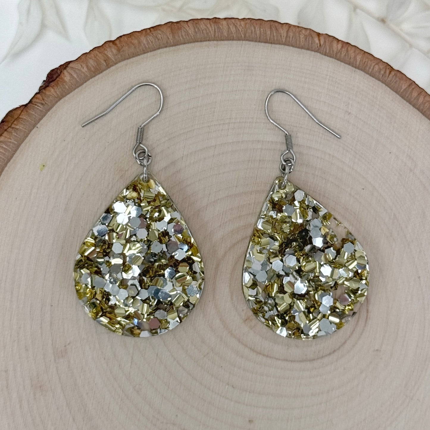 When In Doubt, Glitter It Out | party glitter earrings