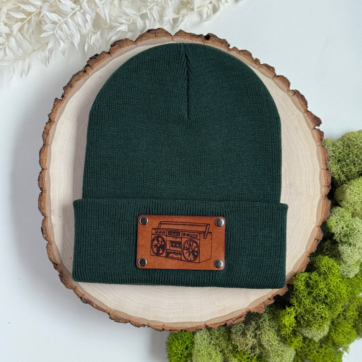 Boombox beanie with snap on/off leather patch